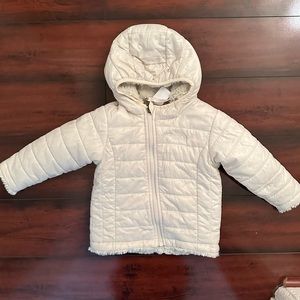 The North Face Faux Fur Reversible Mossbud Puffer Infant Jacket size 12-18months